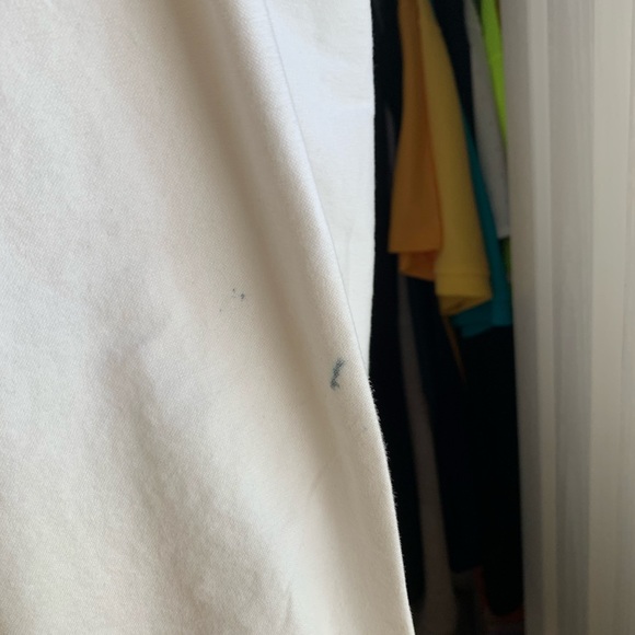 Men’s Solid White Button Down Dress Shirt - Picture 4 of 5